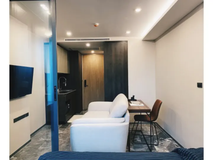 Property photos for 168 Sukhumvit 36