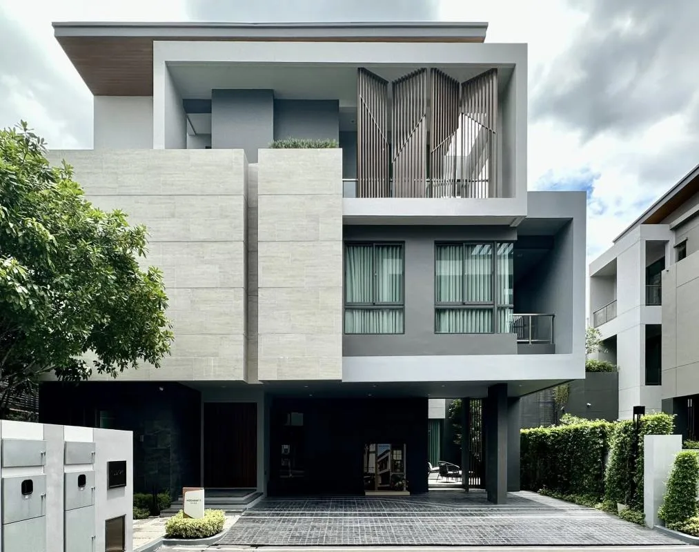 Property photos for The Gentry Phatthanakan