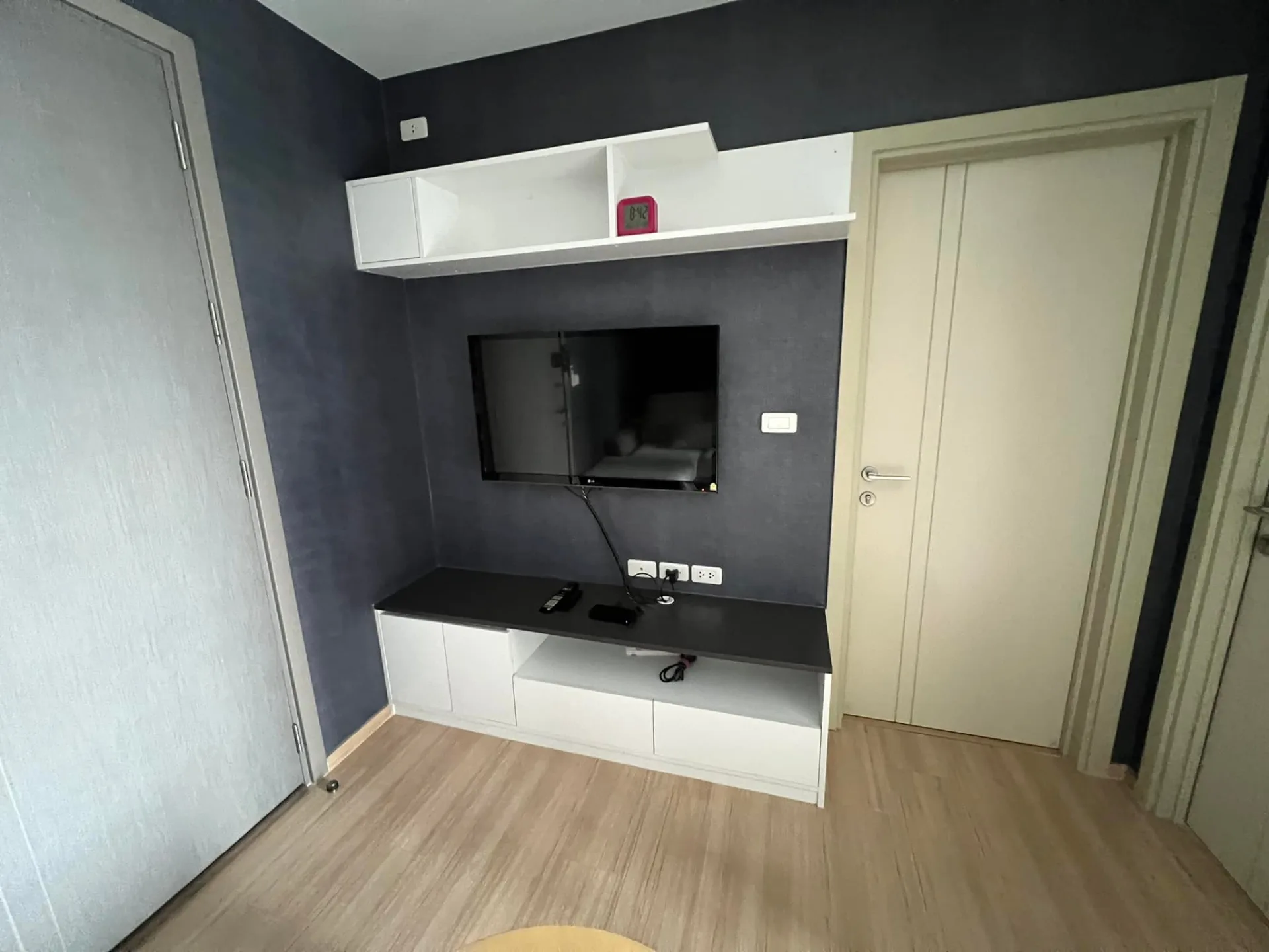 Property photos for The Base Rama 9 - Ramkhamhaeng