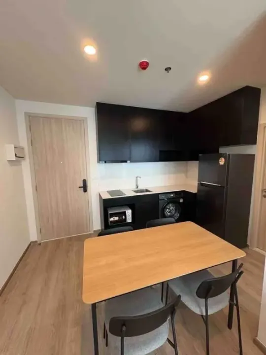 Property photos for Nue District R9
