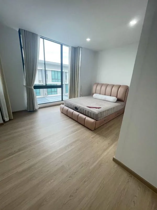 Property photos for Pruksa Ville 76 Bangna-wongwaen