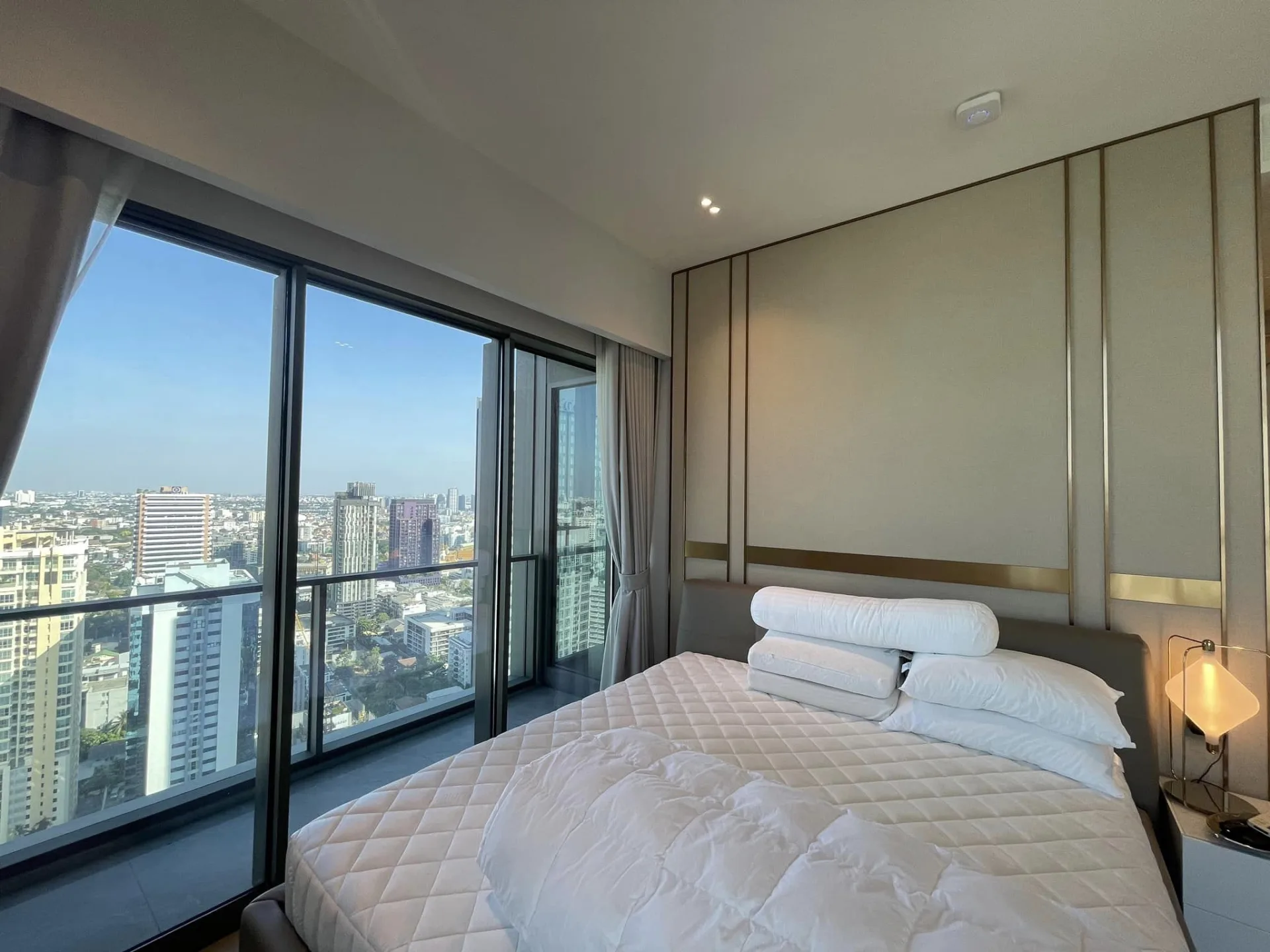 Property photos for The Strand Thonglor