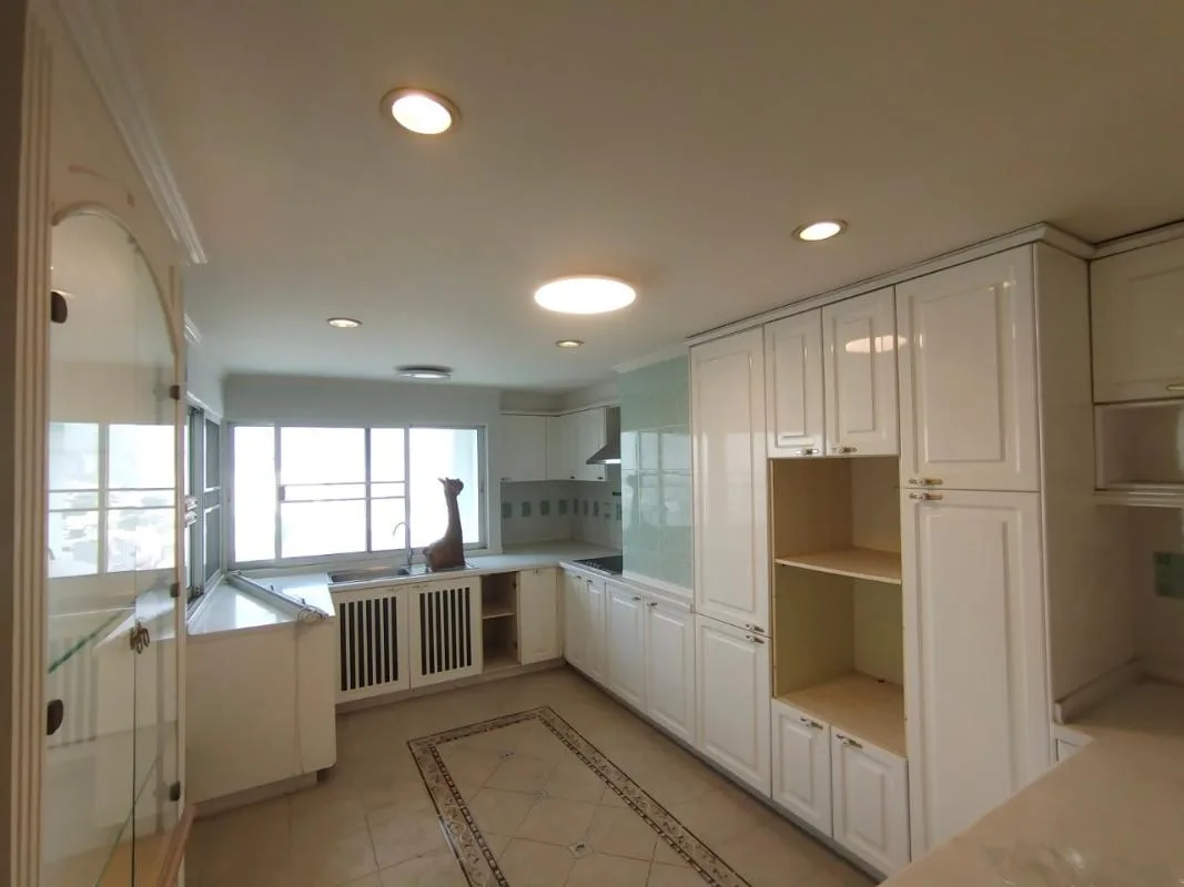Property photos for 38 Mansion