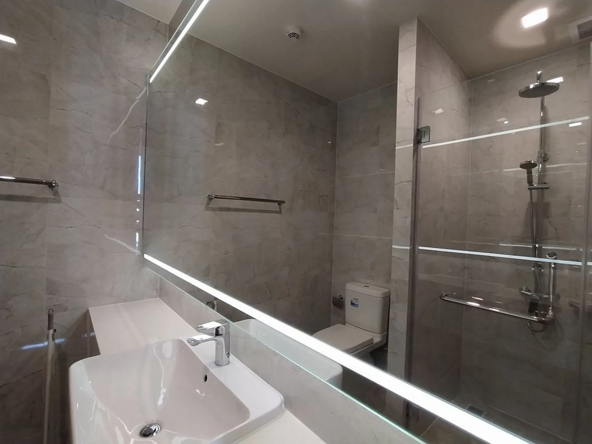 Property photos for Noble Around 33