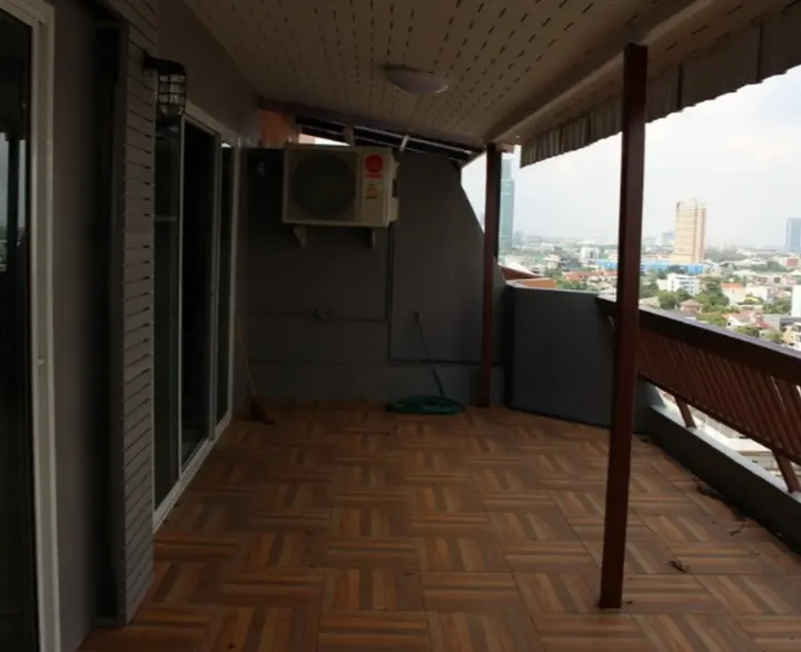 Property photos for Baan Phaholyothin Place