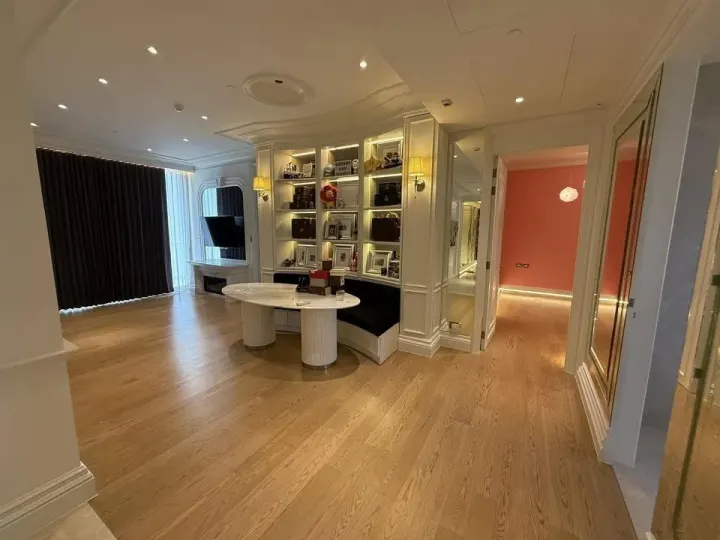 Property photos for Magnolias Waterfront Residences