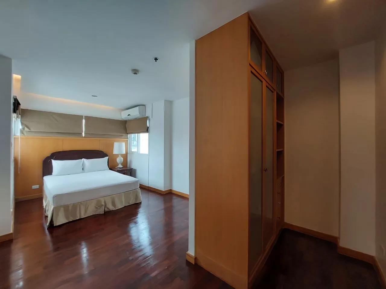 Property photos for Esmeralda Apartments