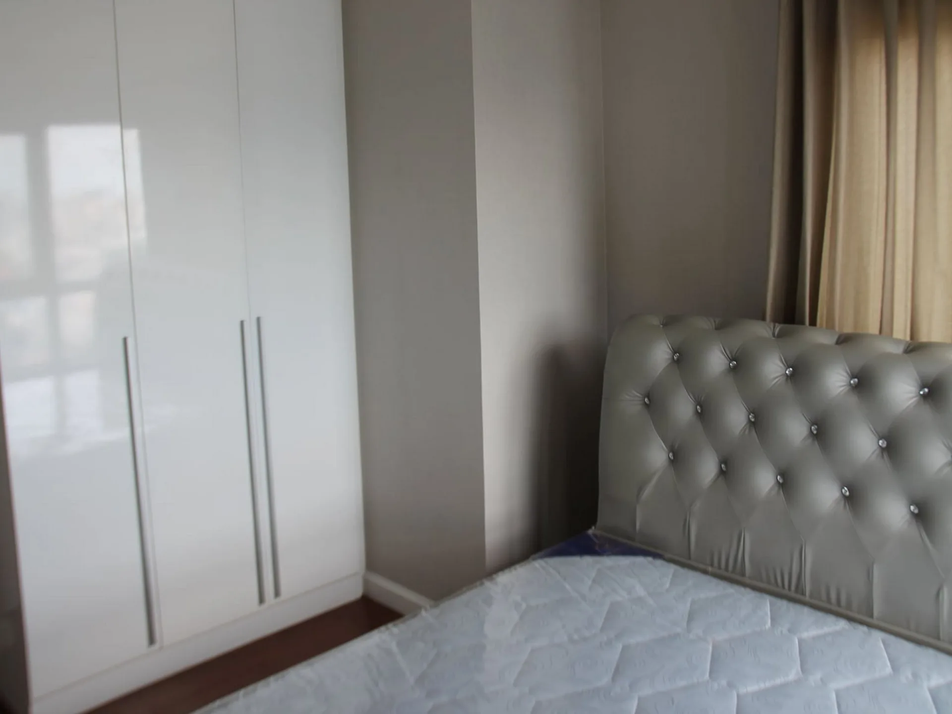 Property photos for Belle Grand Rama 9