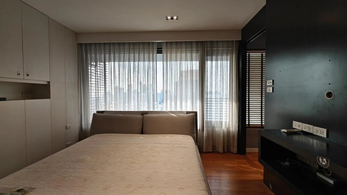 Property photos for Amanta Lumpini