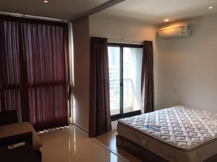 Property photos for Sense Phaholyothin
