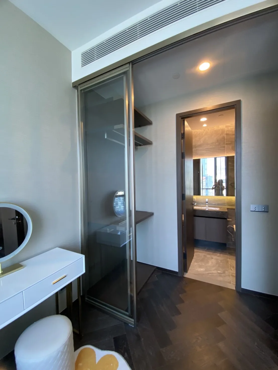 Property photos for The Esse Sukhumvit 36