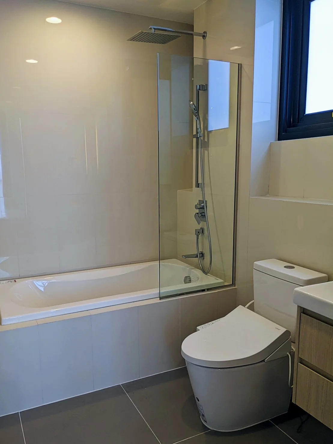 Property photos for OKA HAUS Sukhumvit 36