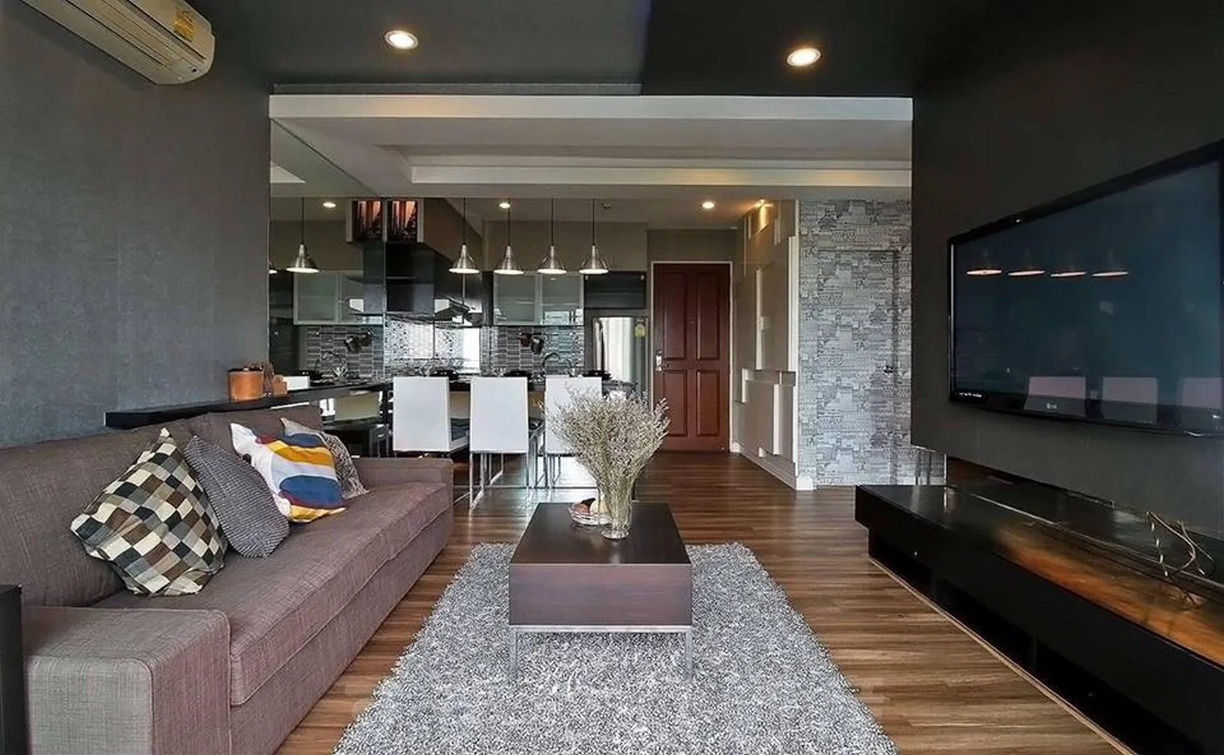 Property photos for The Complete Rajprarop