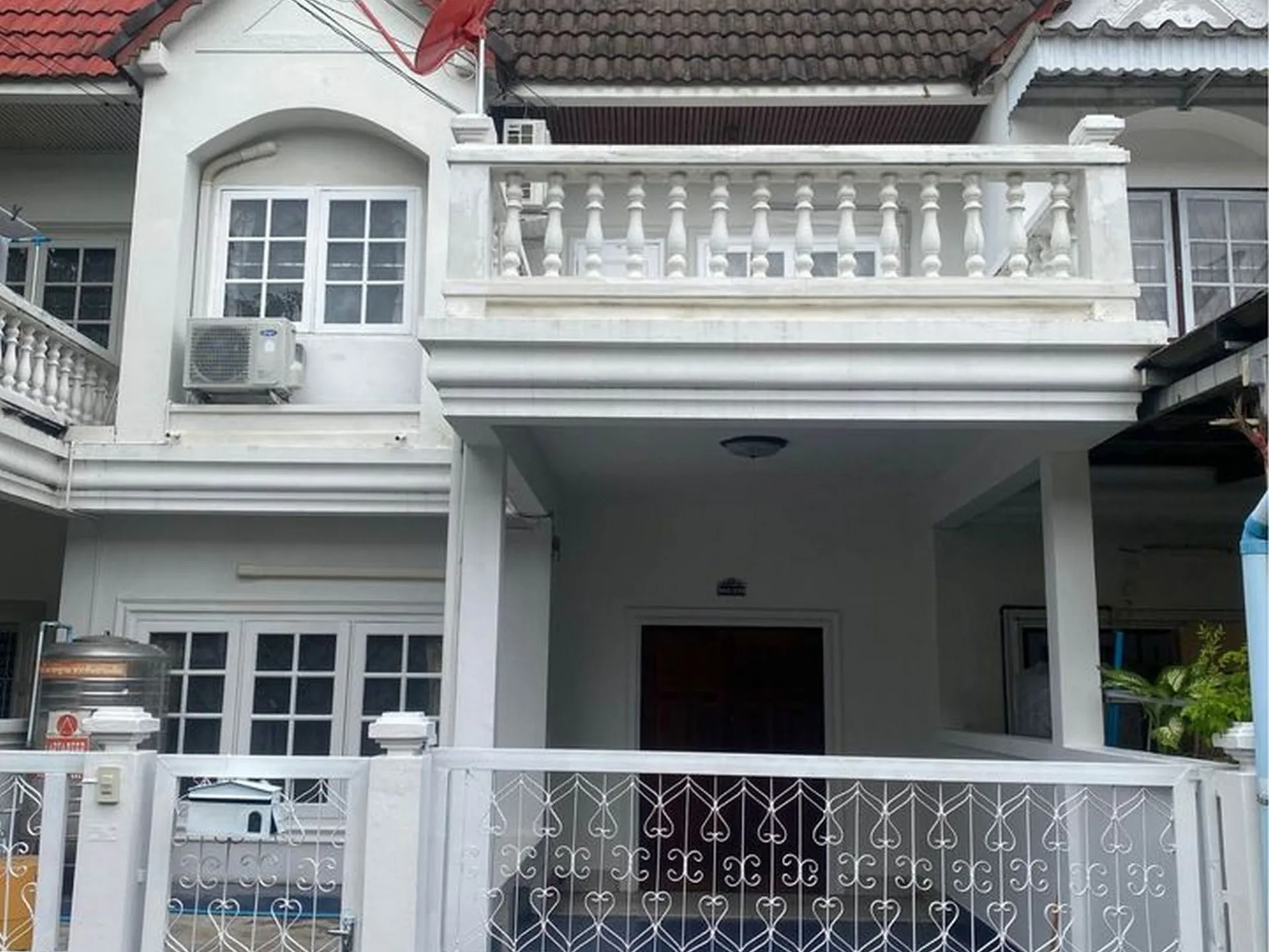 Property photos for Townhouse Sathit 21