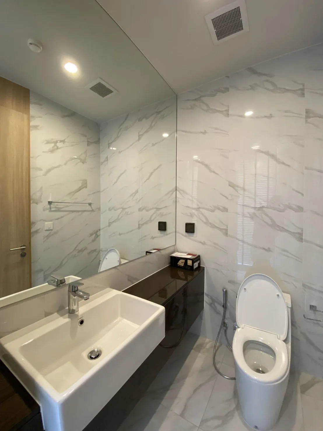 Property photos for Noble BE19