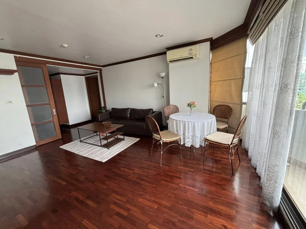 Property photos for Lake Avenue 16