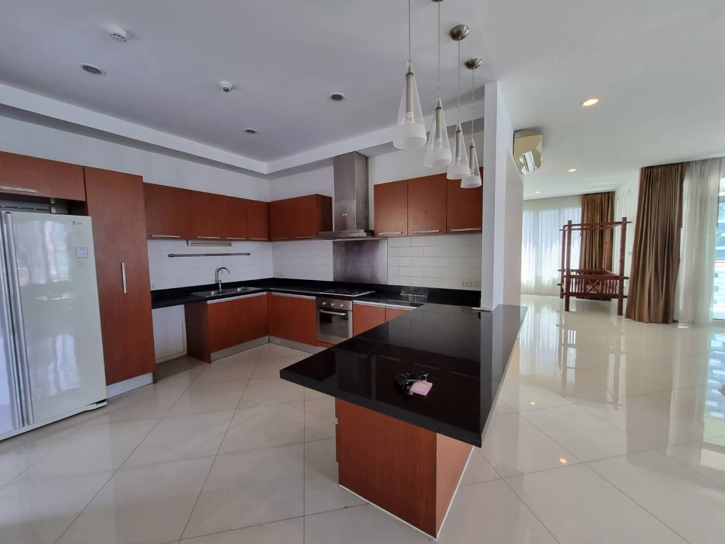 Property photos for The Verandah - Sukhumvit Soi 23