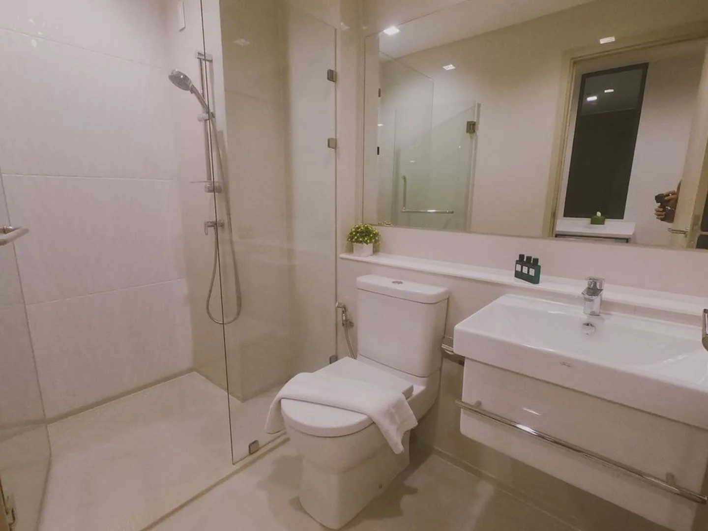 Property photos for Life One Wireless