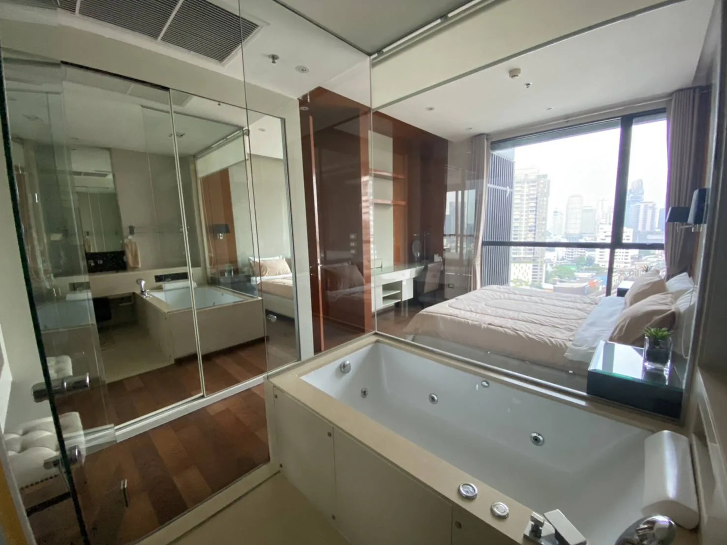 Property photos for The Address Sukhumvit 28