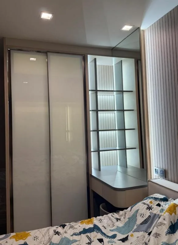Property photos for Life Asoke Hype