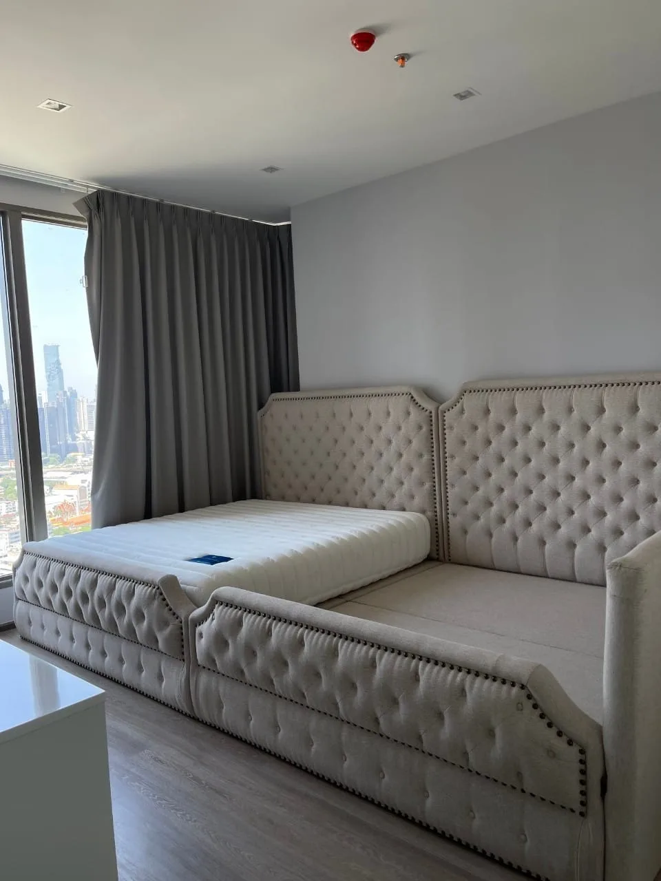 Property photos for Rhythm Charoenkrung Pavillion