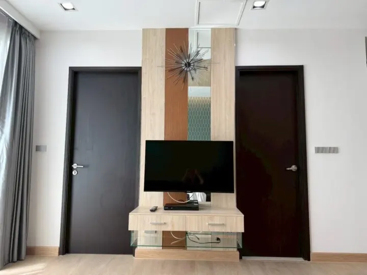 Property photos for Sky Walk Condominium