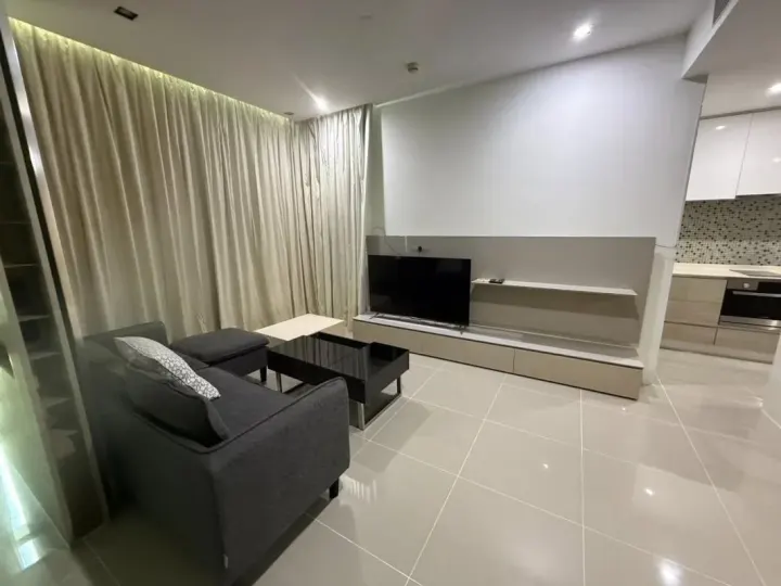 Property photos for The Room Sukhumvit 21