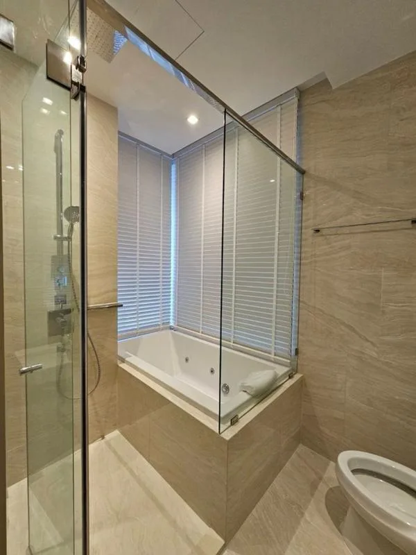 Property photos for Ashton Silom