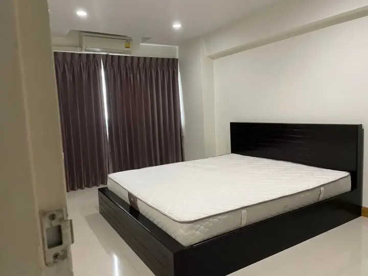 Property photos for Thonglor Tower