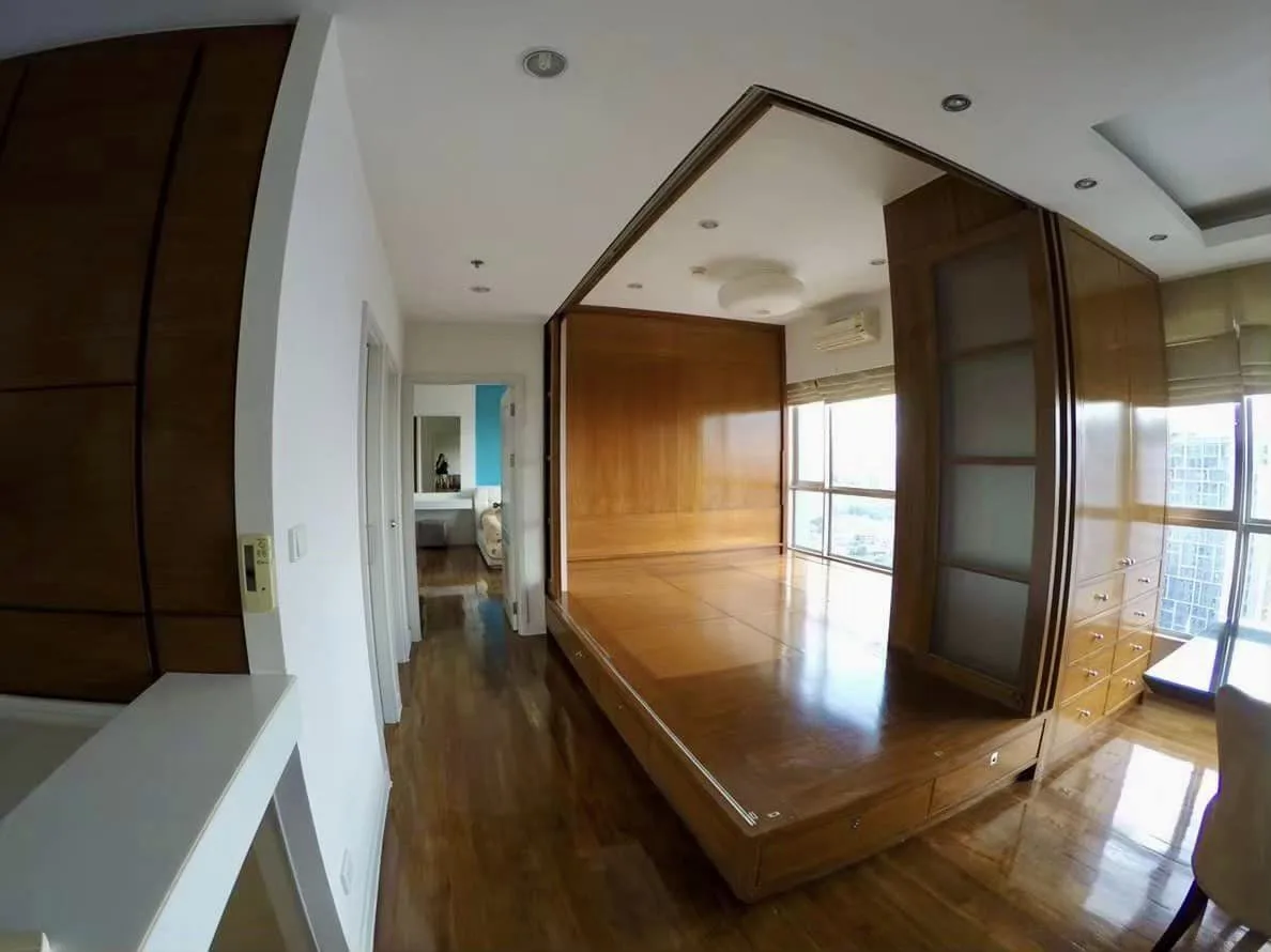 Property photos for Hive Sathorn