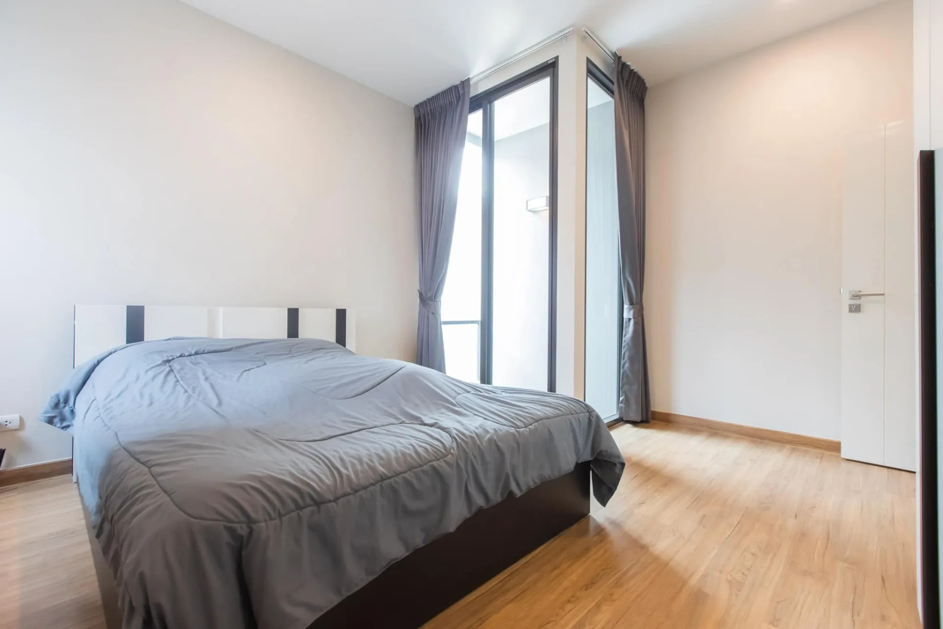 Property photos for Baan Klang Muang Classe Ekkamai-ramintra