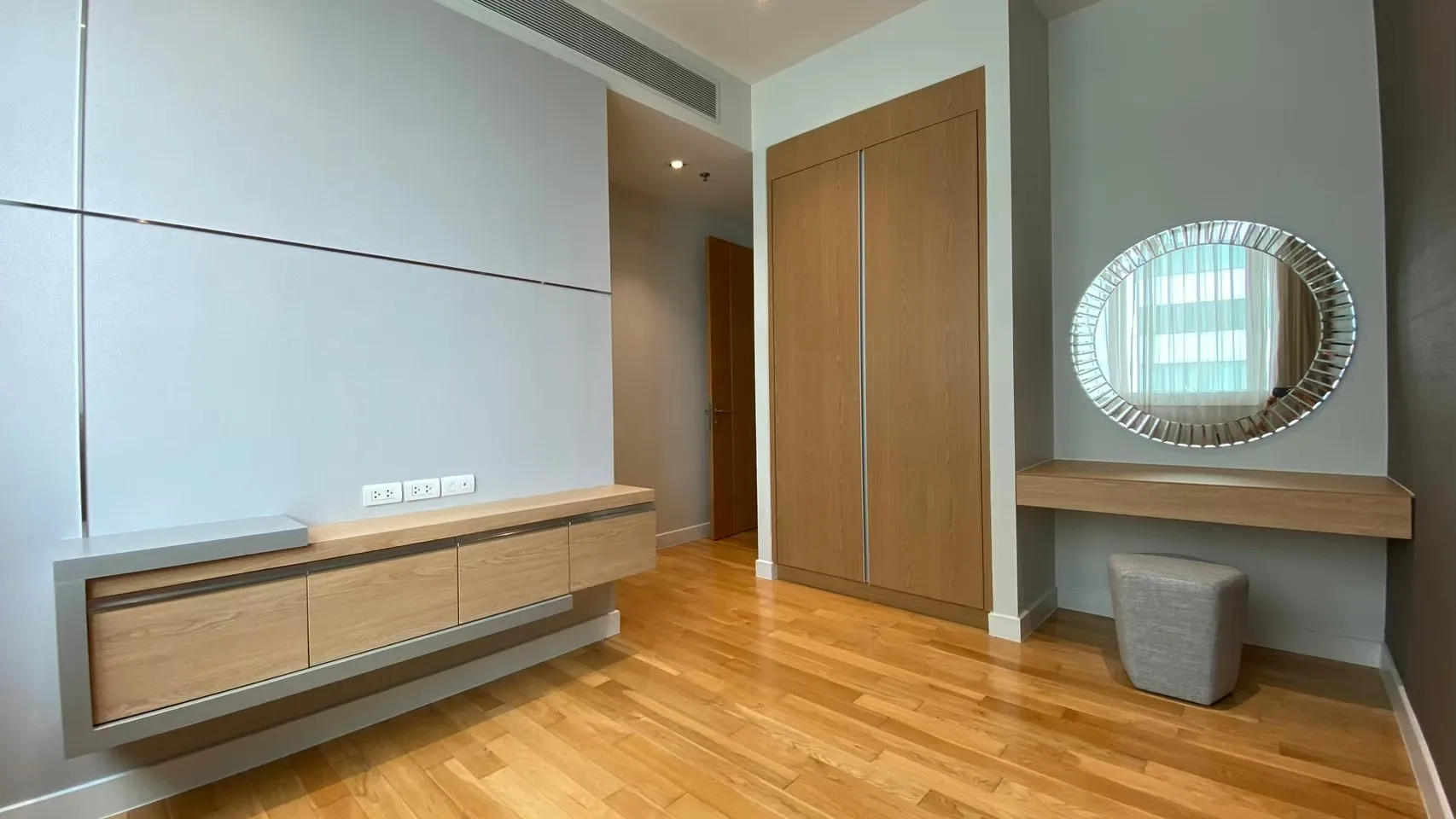 Property photos for Millennium Residence