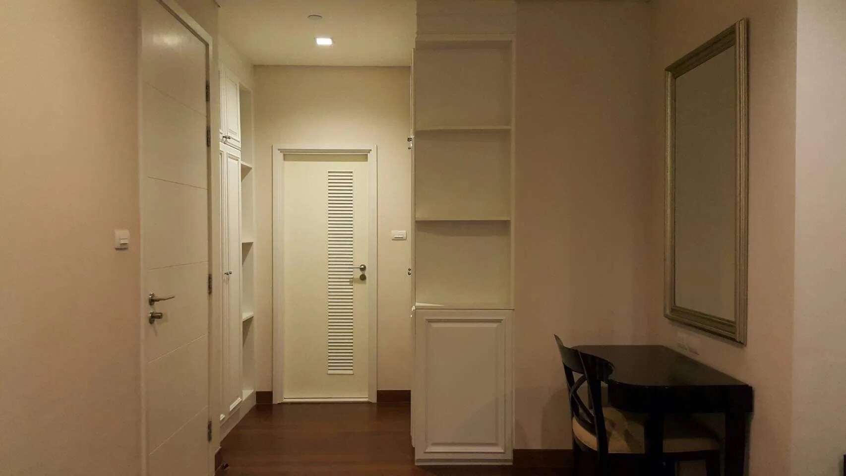 Property photos for Ivy Thonglor