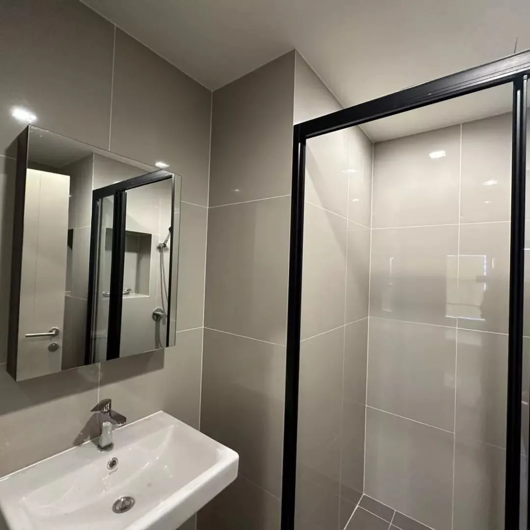 Property photos for The Base Phetchaburi-thonglor
