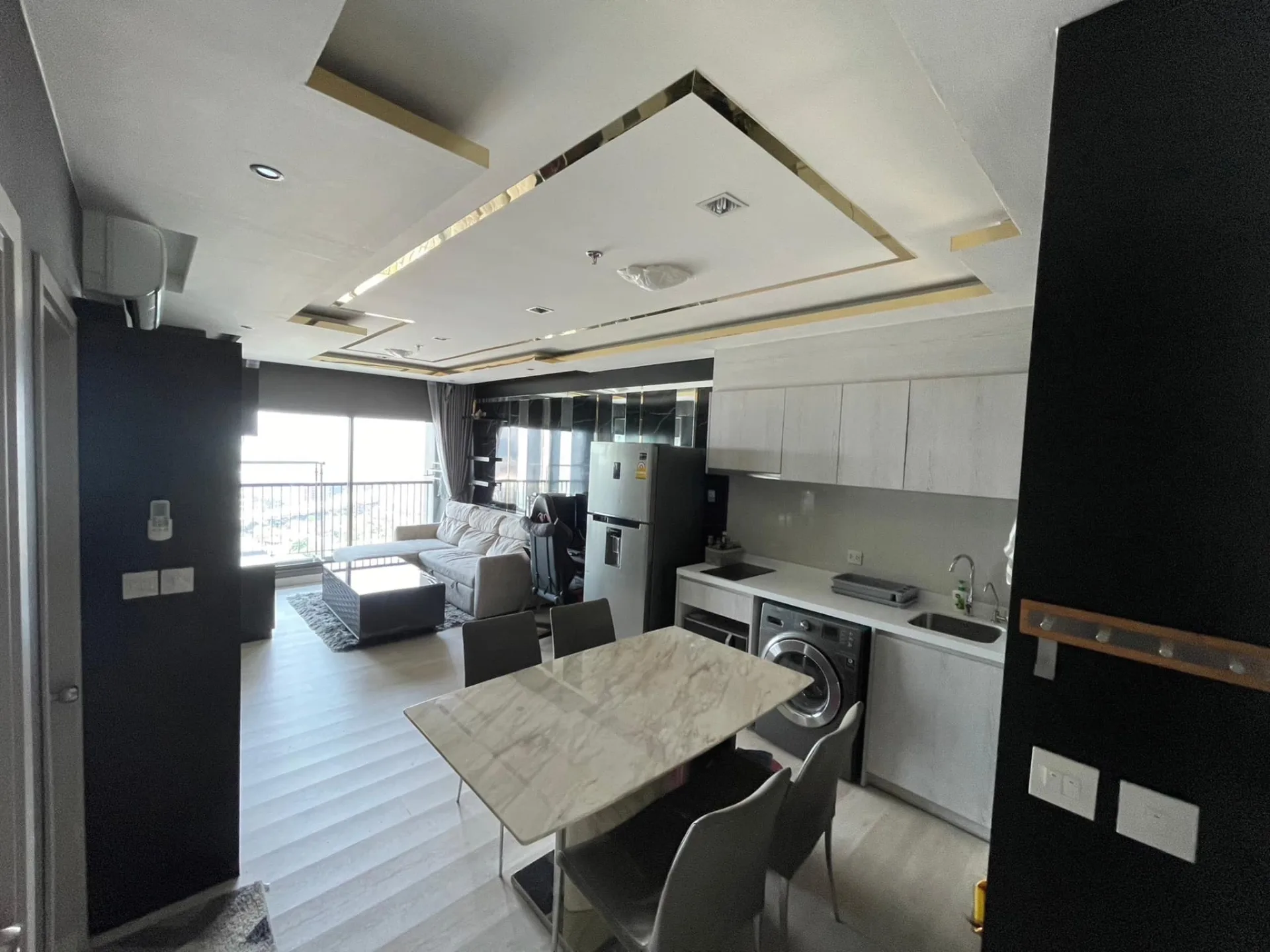 Property photos for Life Sukhumvit 48