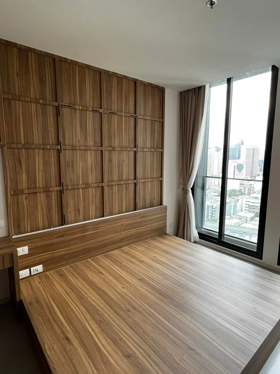 Property photos for Noble Ploenchit