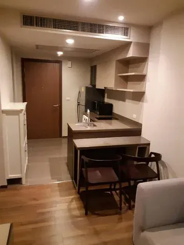 Property photos for Onyx Phaholyothin