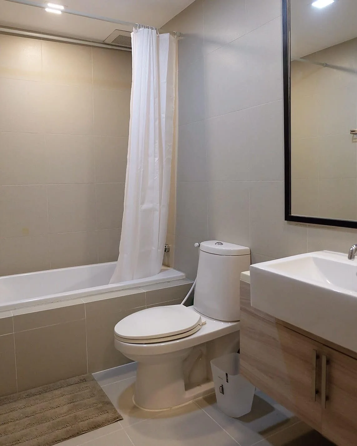 Property photos for Noble Remix