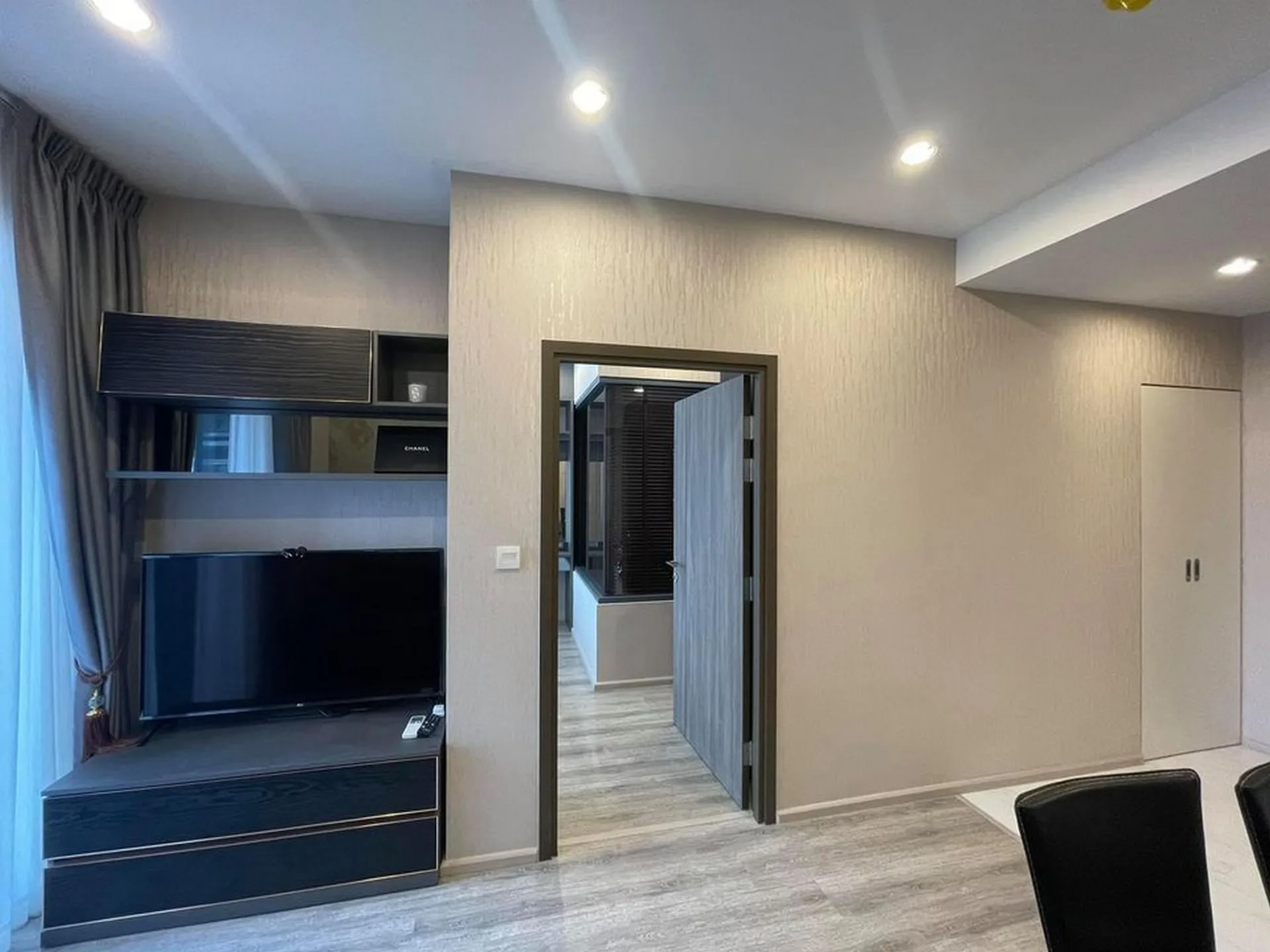 Property photos for IDEO Mobi Sukhumvit 66