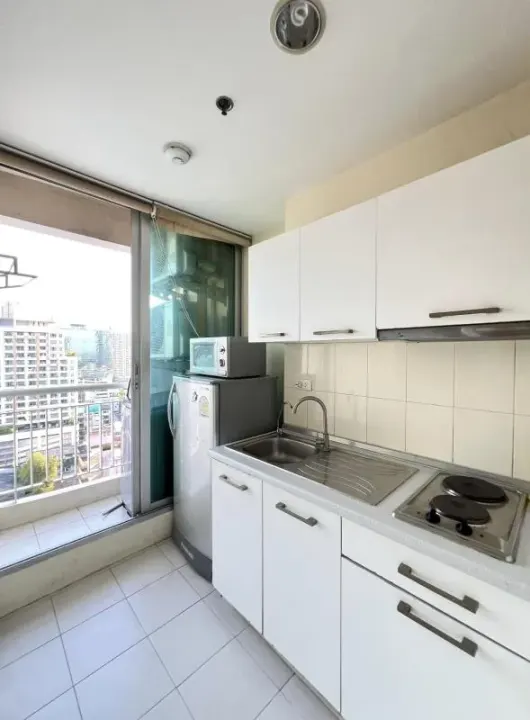Property photos for Life @ Phahon - Ari