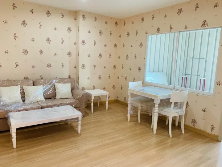 Property photos for Life @ Sathorn 10