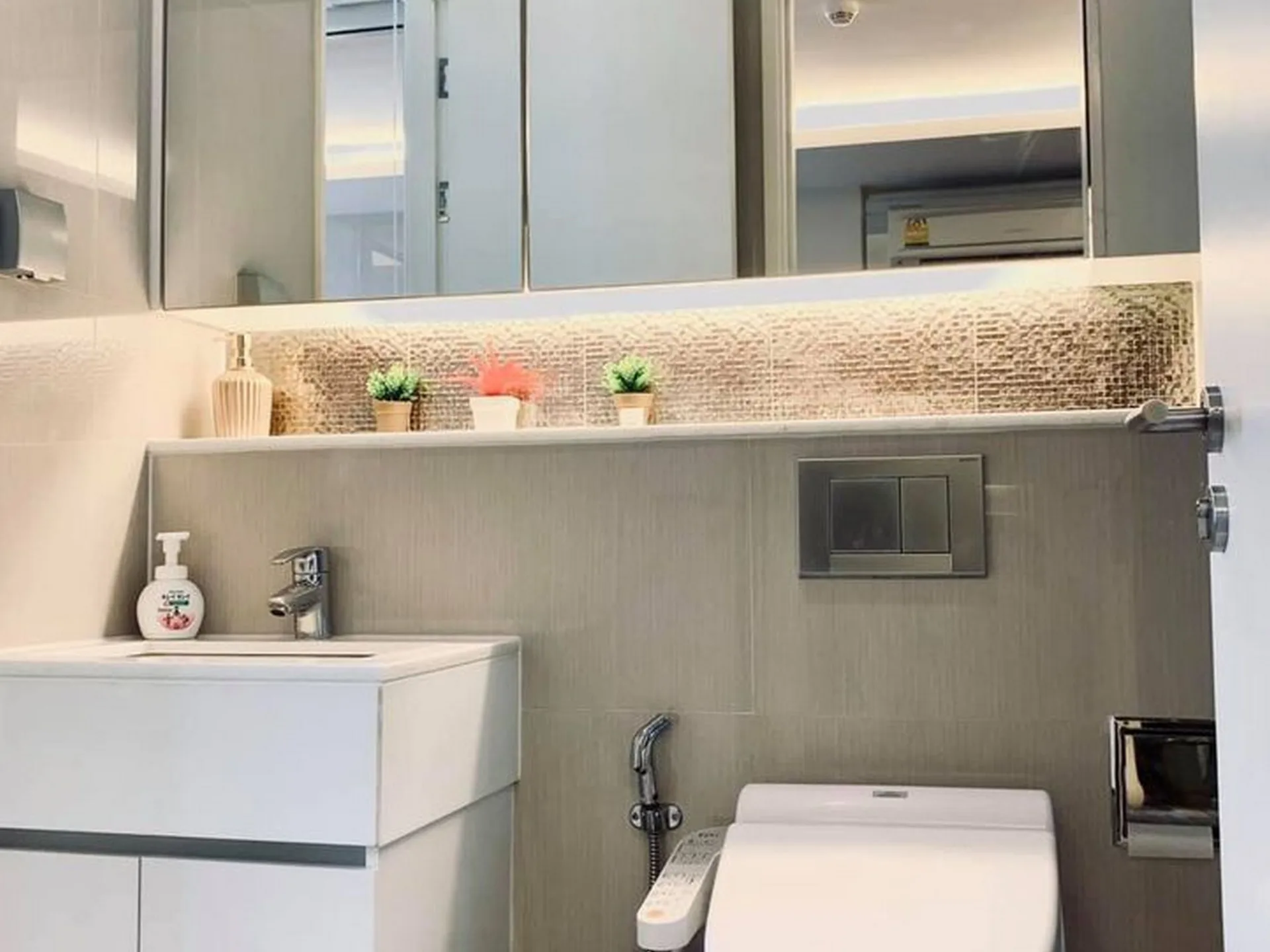 Property photos for H Sukhumvit 43