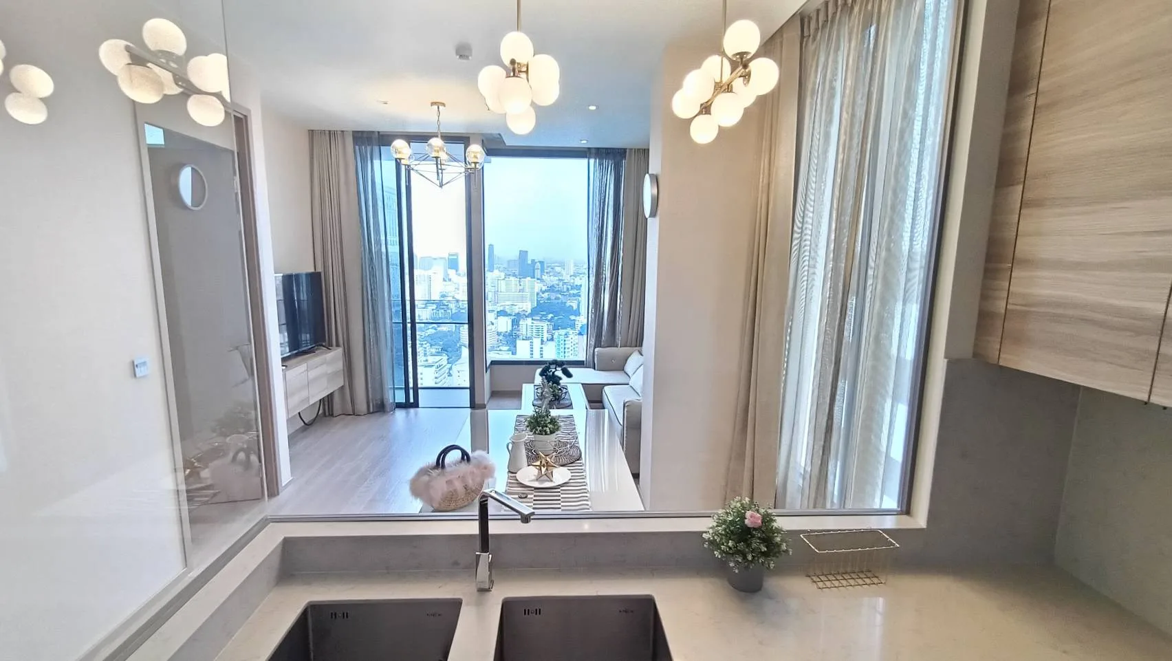Property photos for The Esse Asoke