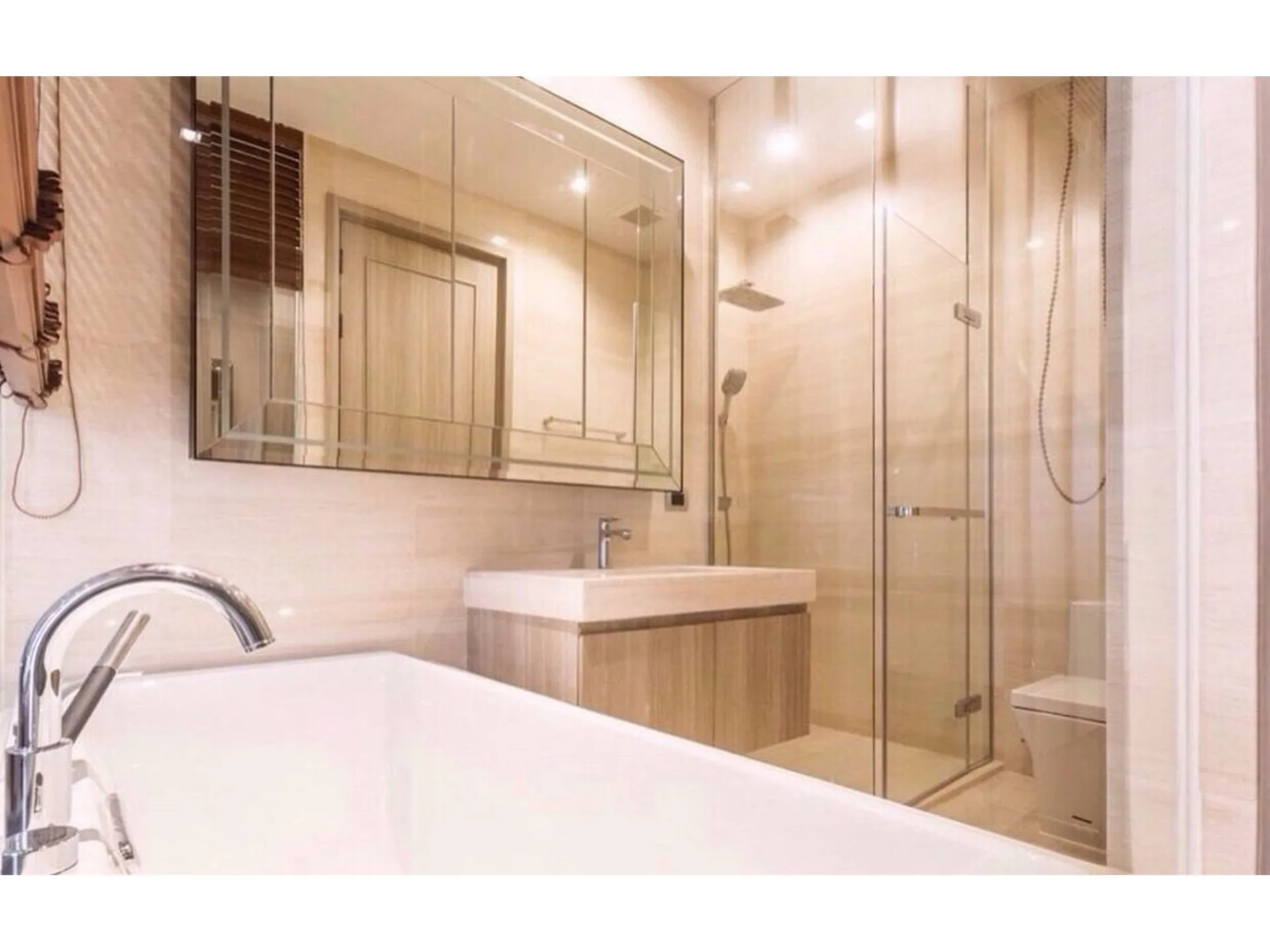 Property photos for The XXXIX by Sansiri