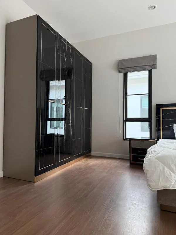 Property photos for Sansiri 10 East