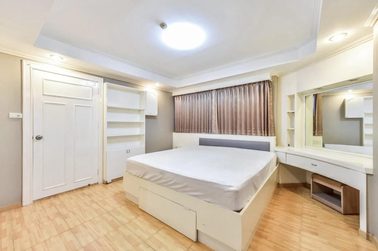 Property photos for Srivara Mansion