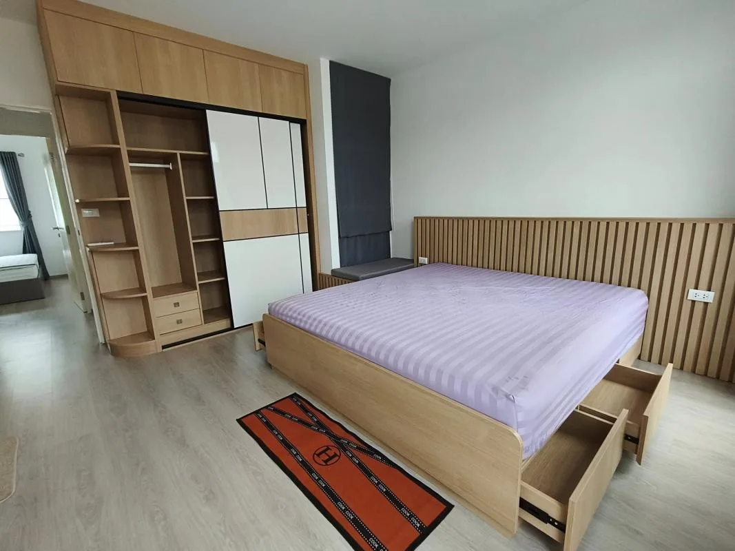 Property photos for Indy Bangna-ramkhamhaeng 2