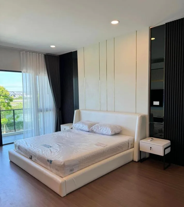 Property photos for The City Bangna