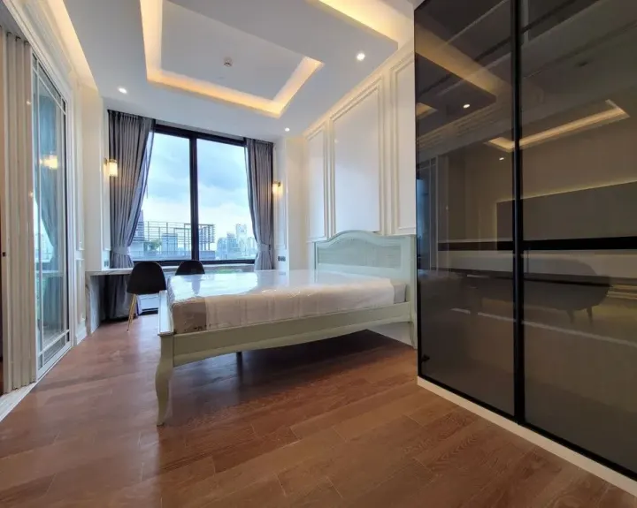 Property photos for Muniq Langsuan