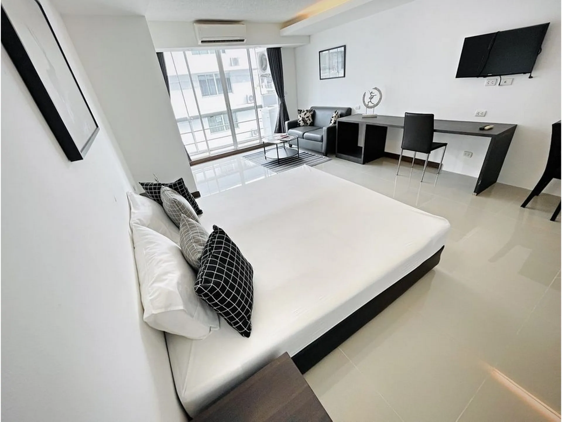 Property photos for The Waterford Sukhumvit 50 Onnut